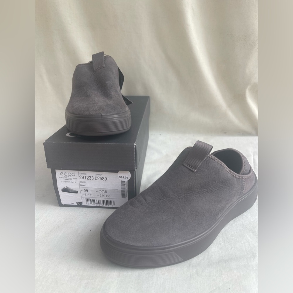 Ecco shoes size US 7.5-8  street tray soft heels cravity color real fur new